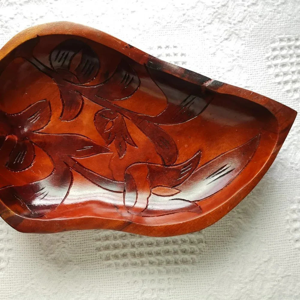 Aruba Carved Art Solid Wood‎ Platter 13